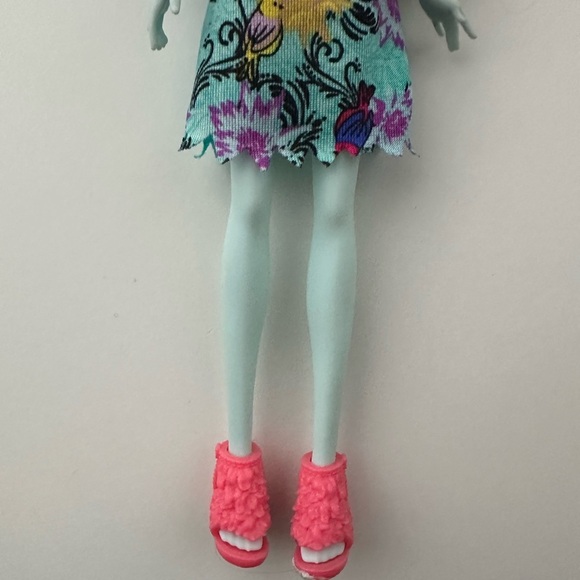 2015 Ever After High Doll Dragon Games Forest Pixies Featherly Doll - Picture 4 of 5